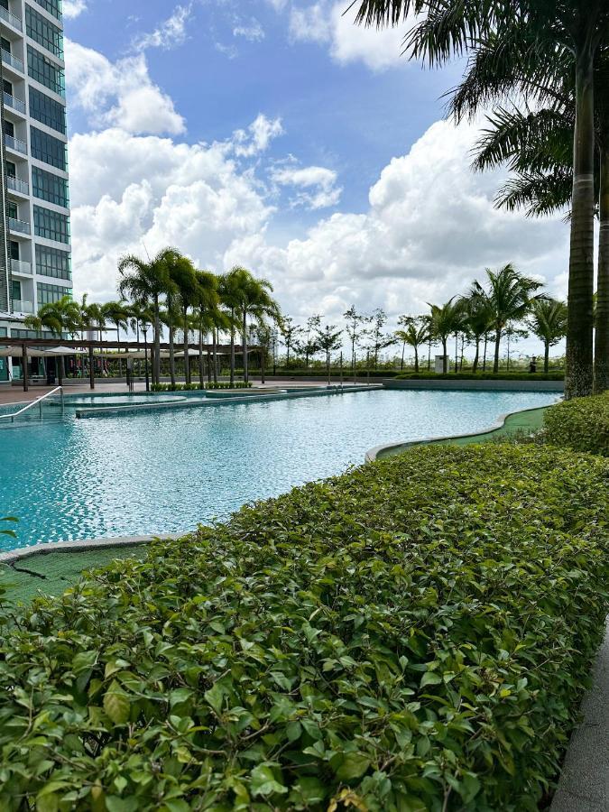 Starry Homes @ Green Haven 2Beds 2Bath+Pool View Masai Exteriér fotografie